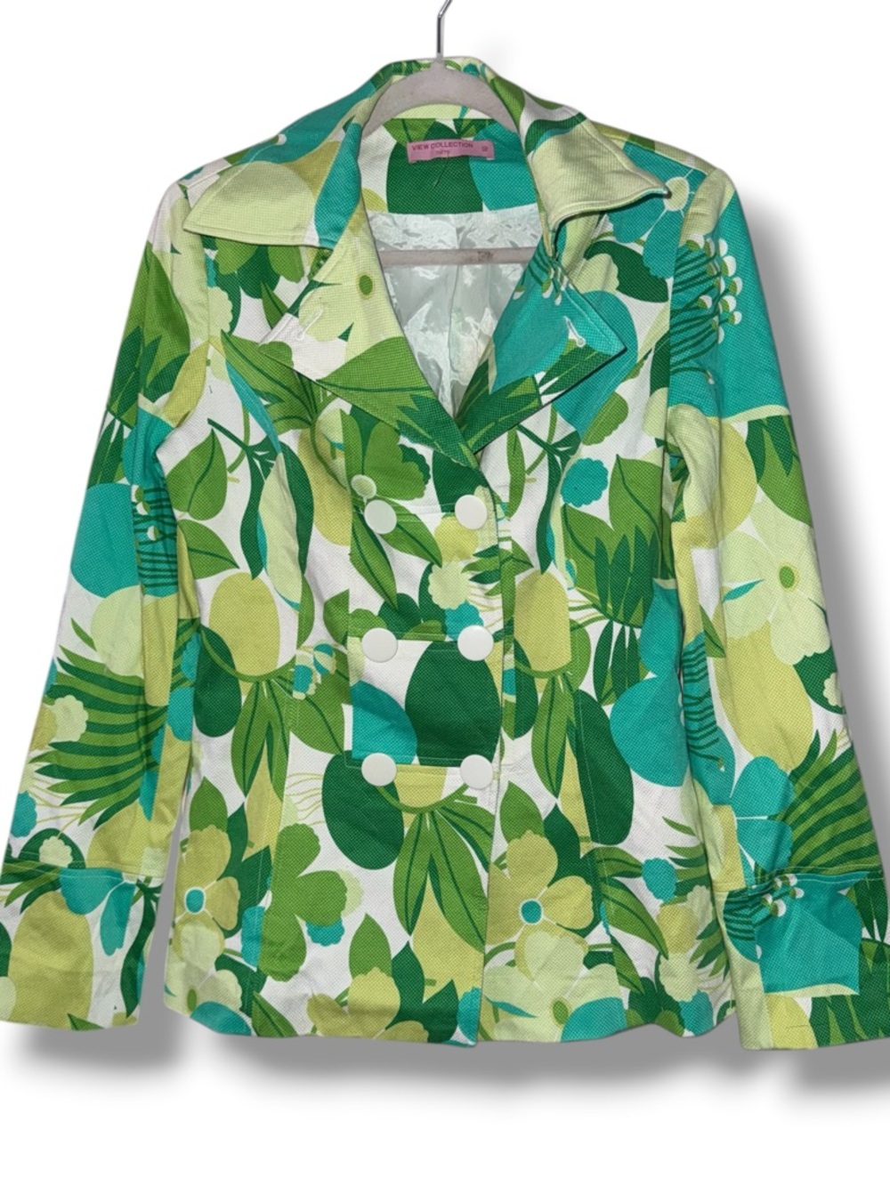 View Collection green and white floral print buttoned blazer